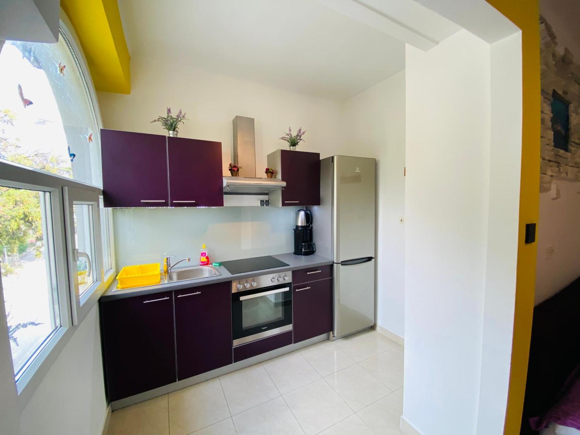 Violet Sea Breeze Apartament *