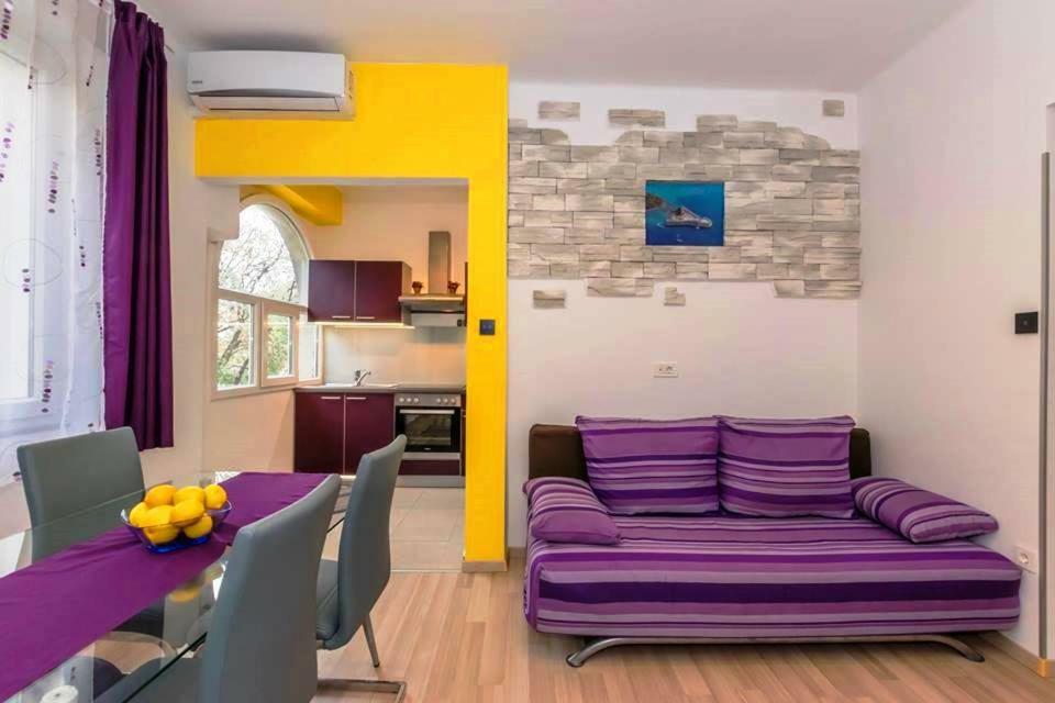 Apartament Violet Sea Breeze *